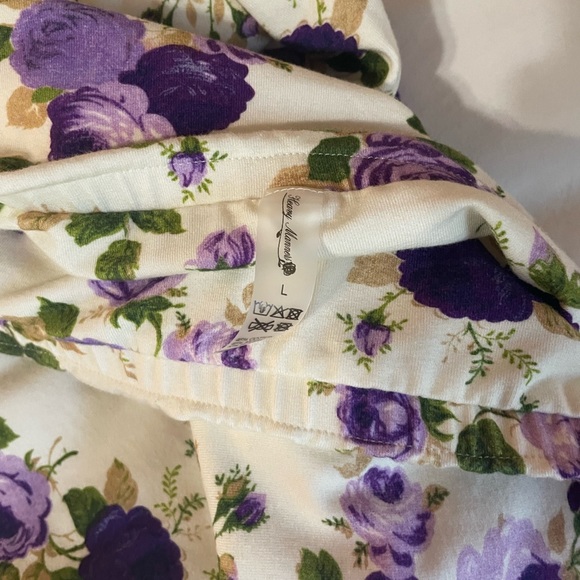 Heavy Manners Purple Flowers 💐 Tulip Skirt in Large - Picture 15 of 16